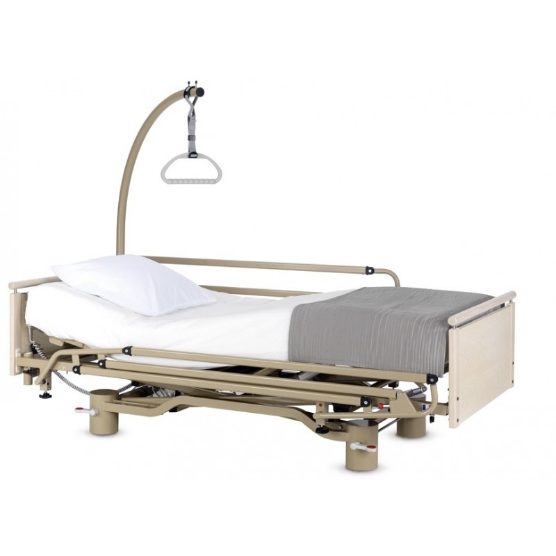 Ultra low bed frame with manual central breaking euro 9300